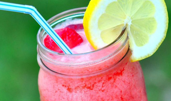 إليكم طريقة تحضير سموذي الليمون بالفراولة لزيادة المناعة صورة رقم 3 إليكم طريقة تحضير سموذي الليمون بالفراولة لزيادة المناعة صورة رقم 3