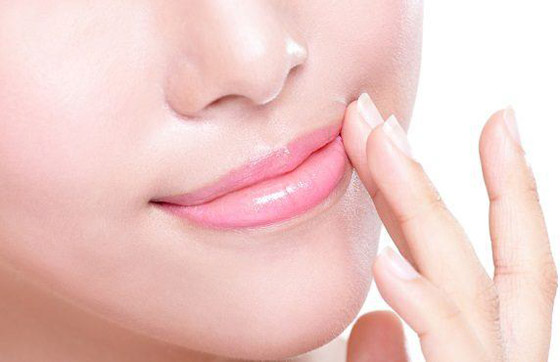 5 خلطات طبيعية سهلة لتوريد الشفايف في المنزل خلال الحجر الصحي صورة رقم 6