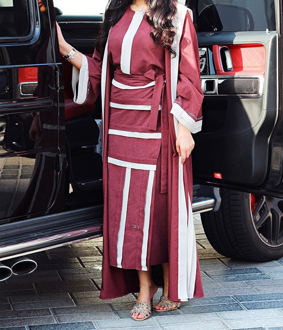 بالصور: موديلات أنيقة متنوعة من العبايات لإطلالتك الرمضانية صورة رقم 1