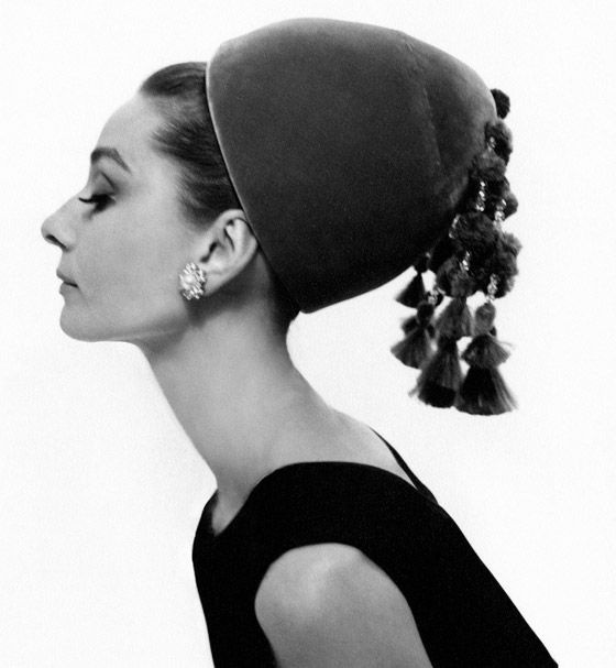 بالصور: إليكم 10 لحظات لا تُنسى في تاريخ أشهر عروض الأزياء! صورة رقم 9