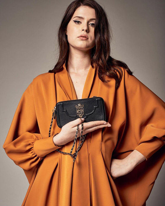 إطلالات رمضانية تمزج البساطة بالأناقة.. من تصميم مصري صورة رقم 7