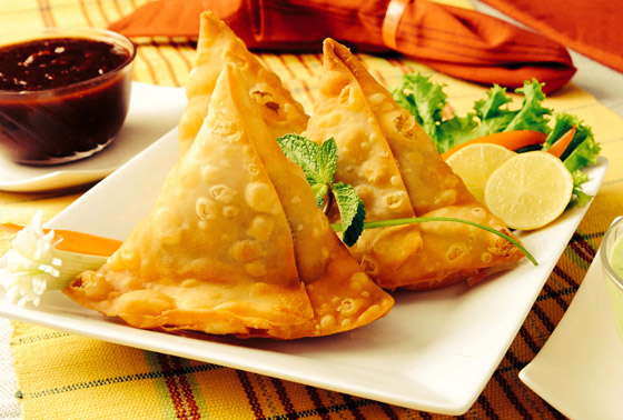 طريقة تحضير سمبوسة الدجاج بالفطر لأشهى المقبلات الرمضانية صورة رقم 6