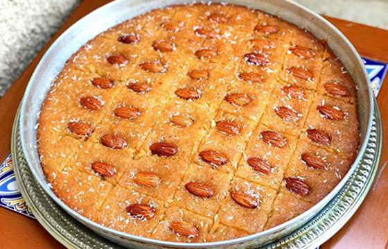 طريقة تحضير بسبوسة اللوز أسرع وأشهى حلويات رمضان 2020 صورة رقم 8 طريقة تحضير بسبوسة اللوز أسرع وأشهى حلويات رمضان 2020 صورة رقم 8