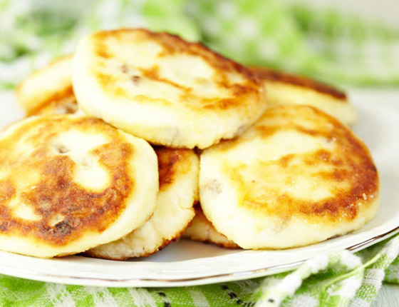 إليكم طريقة عمل بان كيك بالجبنة البيضاء المميزة للسحور صورة رقم 3