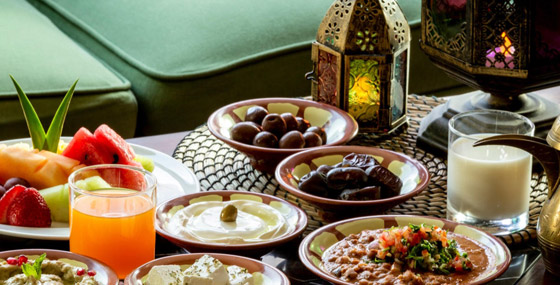 ماذا تأكلون وتتجنبون: نصائح غذائية لتفادي الأمراض وزيادة الوزن برمضان صورة رقم 8