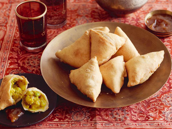 إليكم طريقة تحضير فطائر البطاطس المهروسة الشهية صورة رقم 7