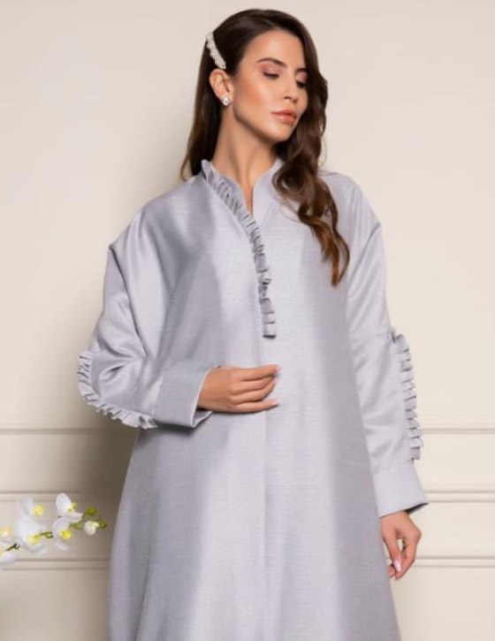 بالصور: موديلات عبايات وجلابيات ملونة موضة 2020 للحجر المنزلي صورة رقم 16 بالصور: موديلات عبايات وجلابيات ملونة موضة 2020 للحجر المنزلي صورة رقم 16