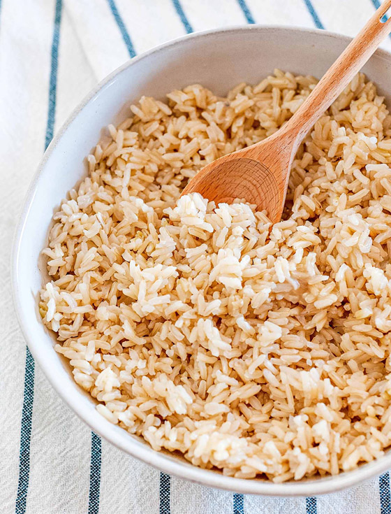 للوقاية من فيروس كورونا.. إليكم نظام غذائي يعزز مناعة كبار السن صورة رقم 1