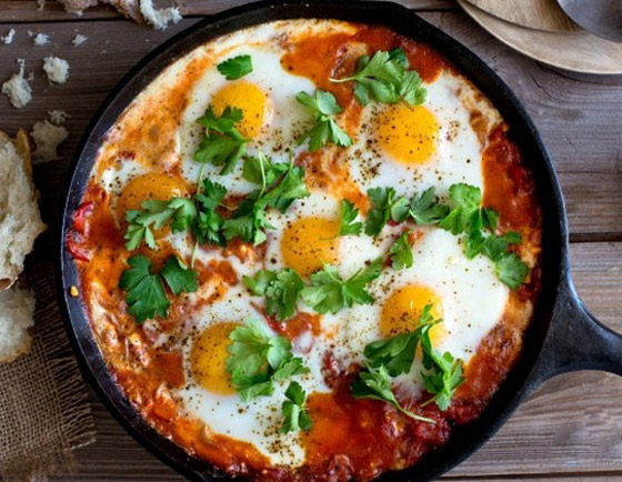 إليكم طريقة تحضير شكشوكة بالسبانخ الشهية للسحور في رمضان صورة رقم 8