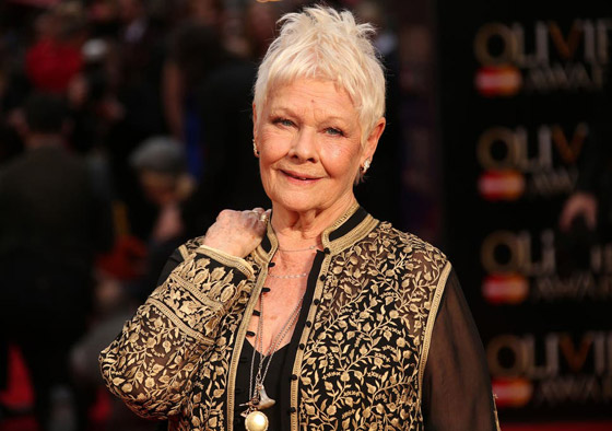 من قال ان العمر يهزم الجمال؟ ممثلة في الـ86 نجمة غلاف مجلة فوغ العالمية صورة رقم 2