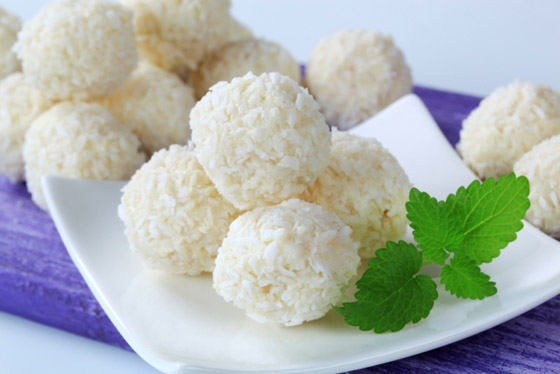 حلوى الرافاييلو وكرات جوز الهند في المنزل: وصفة سهلة ومكونات بسيطة صورة رقم 2