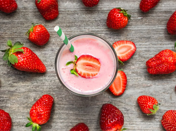 إليكم طريقة تحضير شراب الفراولة وماء الزهر الصحي واللذيذ صورة رقم 7 إليكم طريقة تحضير شراب الفراولة وماء الزهر الصحي واللذيذ صورة رقم 7