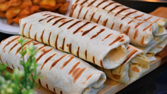 إليكم طريقة تحضير ساندويش الفاهيتا بطعم رائع ولذيذ للسحور صورة رقم 4