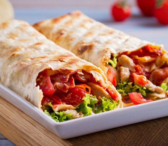 إليكم طريقة تحضير ساندويش الفاهيتا بطعم رائع ولذيذ للسحور صورة رقم 6