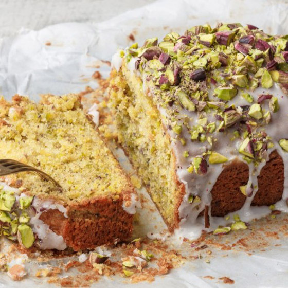 إليكم طريقة تحضير كيك الفستق الحلبي بالطعم الرائع والمميز صورة رقم 1