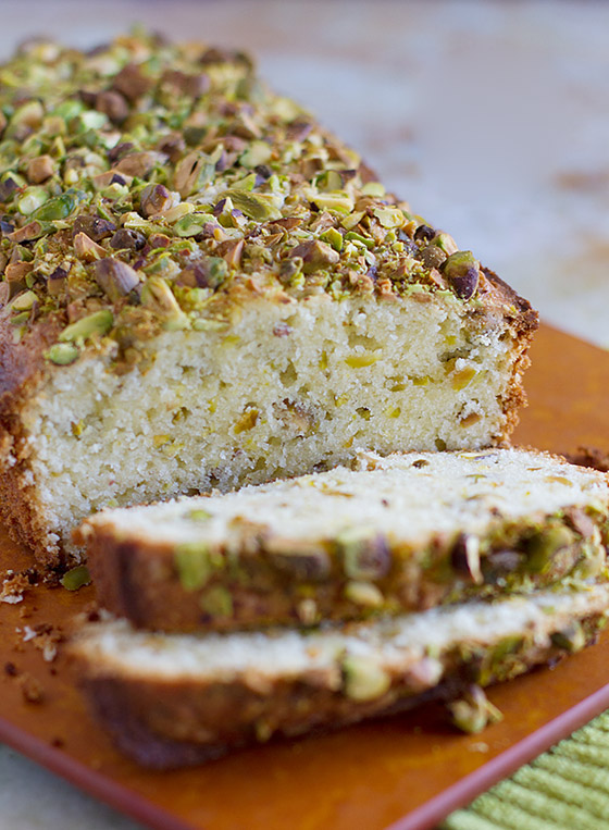 إليكم طريقة تحضير كيك الفستق الحلبي بالطعم الرائع والمميز صورة رقم 4