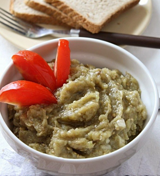 إليكم طريقة تحضير سلطة الباذنجان الطيبة والخفيفة للرجيم صورة رقم 9 إليكم طريقة تحضير سلطة الباذنجان الطيبة والخفيفة للرجيم صورة رقم 9