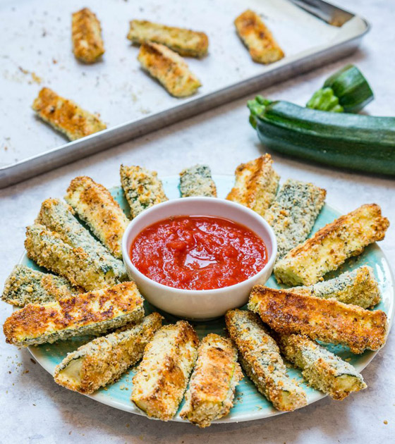 لمقبلات لذيذة.. إليكم طريقة تحضير أصابع الكوسا المقرمشة السهلة صورة رقم 9