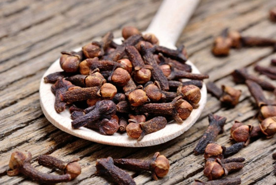15 فائدة للقرنفل منها قتل البكتيريا، علاج السرطان والسكري وتطويل الشعر صورة رقم 1
