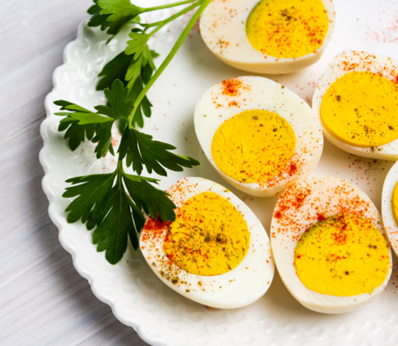 إليكم طريقة تحضير سلطة البيض المسلوق والبصل والبقدونس الأرمينية صورة رقم 2