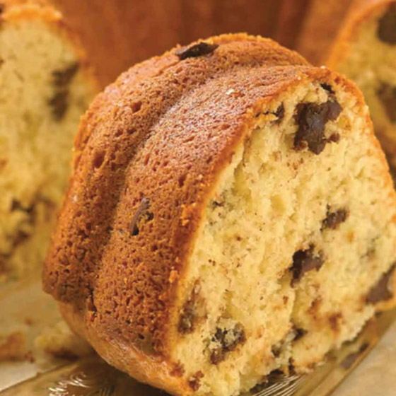 إليكم طريقة تحضير كيك الموز بحبيبات الشوكولاتة الطيب والشهي صورة رقم 7