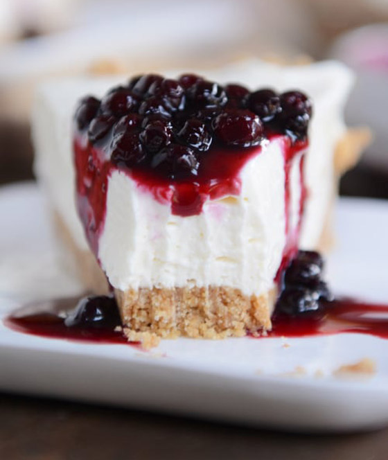 إليكم الطريقة الصحيحة لتحضير تشيز كيك بارد بدون فرن في المنزل صورة رقم 6