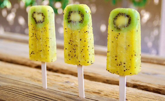 مثلجات الفاكهة بماء جوز الهند صورة رقم 4