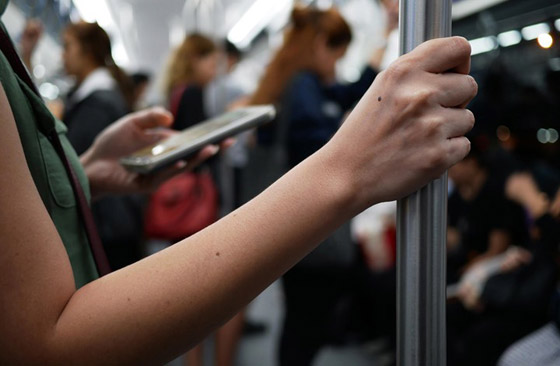 لا تعذب حالك.. اغسل يديك بدلا من تعقيم كل الأسطح طوال الوقت صورة رقم 3