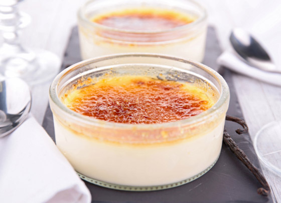 لمحبي الكراميل.. طريقة عمل حلوى كريم بروليه الفرنسية بخطوات بسيطة صورة رقم 1