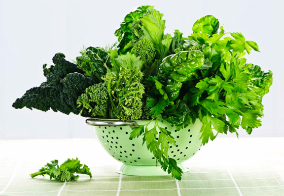 في متناول الجميع.. إليكم 10 أطعمة تقوي البصر والعين صورة رقم 6