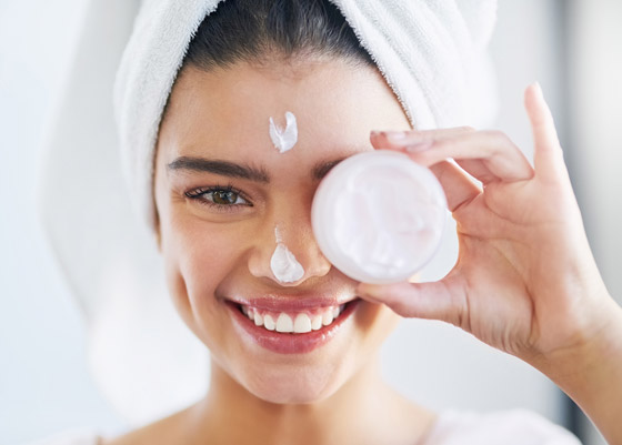 إليكم 8 حقائق تجميلية مزيفة وخاطئة عليكم التوقف عن تصديقها! صورة رقم 4