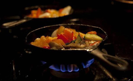 10 أطعمة تسبب الشيخوخة المبكرة منها البطاطس المقلية القهوة والالبان! صورة رقم 9