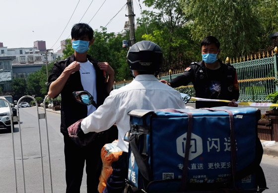 نصائح لغسل ملابس وأغطية مريض كورونا.. وعالم صيني يحذر من الوباء! صورة رقم 7