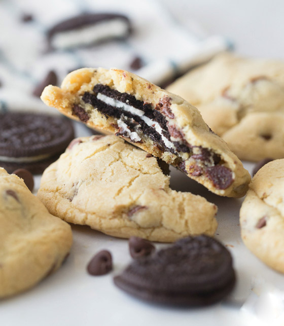 إليكم طريقة تحضير كوكيز محشو بالأوريو .. لضيافة مميزة طيبة صورة رقم 3 إليكم طريقة تحضير كوكيز محشو بالأوريو .. لضيافة مميزة طيبة صورة رقم 3