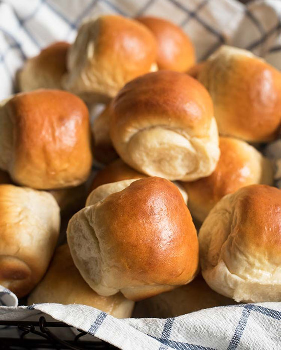 إليكم طريقة تحضير الخبز بالحليب الهش والسهل والشهي صورة رقم 7