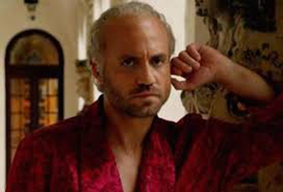 فيرساتشي.. قصة الرجل الذي صمَّم ملابس الملكات والأميرات وقُتل في ظروف غامضة صورة رقم 11