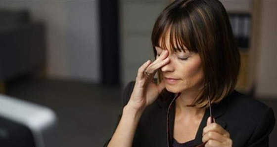 ما هي متلازمة عين المكتب؟ ان كنت تستعمل الكمبيوتر كثيرا قد تصيبك! صورة رقم 5