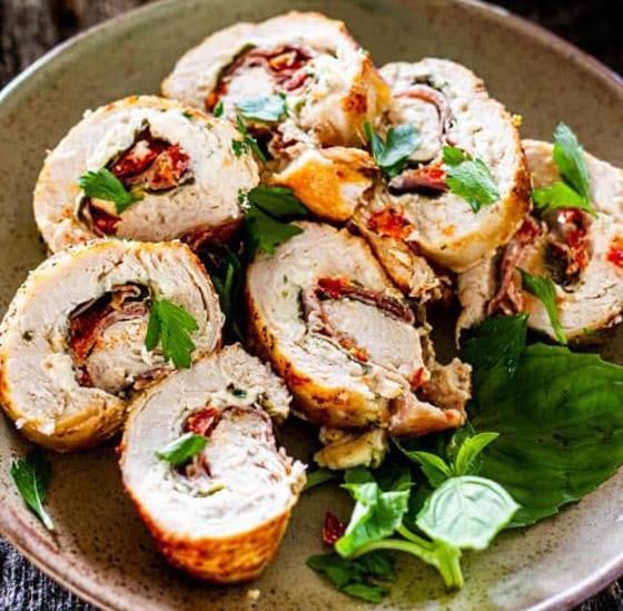 طريقة تحضير رولات الدجاج بالسبانخ والجبن للرجيم بطعم شهي ومميز صورة رقم 11