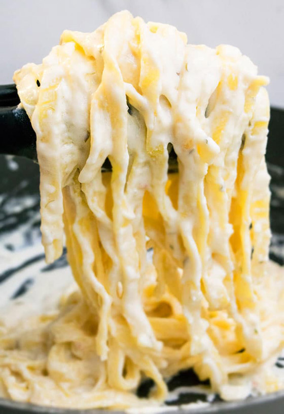 ألذ الأطباق الإيطالية: إليكم طريقة تحضير معكرونة فوتشيني ألفريدو صورة رقم 12 ألذ الأطباق الإيطالية: إليكم طريقة تحضير معكرونة فوتشيني ألفريدو صورة رقم 12