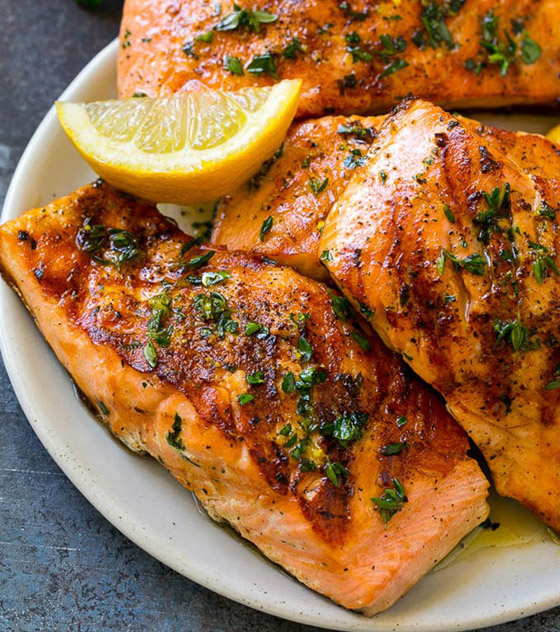 إليكم طريقة تحضير سلمون مشوي بالأعشاب والليمون للرجيم صورة رقم 5 إليكم طريقة تحضير سلمون مشوي بالأعشاب والليمون للرجيم صورة رقم 5