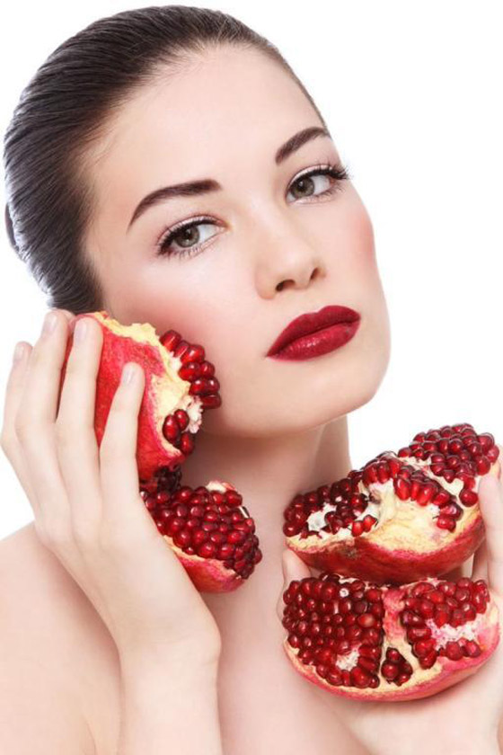 ماذا تعرفين عن فوائد الرمان لبشرتك؟ صورة رقم 1