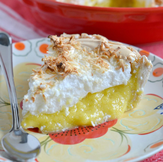 إليكم طريقة تحضير فطيرة المرنغ والأناناس المبتكرة الشهية والمميزة صورة رقم 3 إليكم طريقة تحضير فطيرة المرنغ والأناناس المبتكرة الشهية والمميزة صورة رقم 3