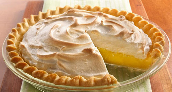 إليكم طريقة تحضير فطيرة المرنغ والأناناس المبتكرة الشهية والمميزة صورة رقم 8 إليكم طريقة تحضير فطيرة المرنغ والأناناس المبتكرة الشهية والمميزة صورة رقم 8