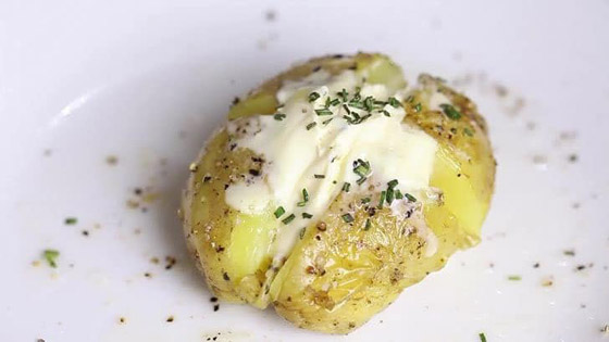 كيفية تحضير البطاطا في غمضة عين باستخدام الميكرويف صورة رقم 2