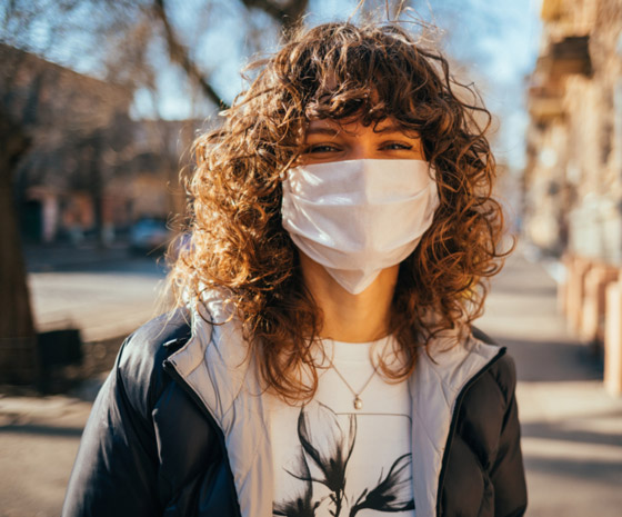 لماذا تغيرت نظرة العالم إلى أغطية الوجه والكمامات للحماية من كورونا؟ صورة رقم 7 لماذا تغيرت نظرة العالم إلى أغطية الوجه والكمامات للحماية من كورونا؟ صورة رقم 7