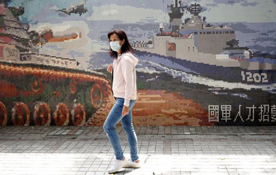 لماذا تغيرت نظرة العالم إلى أغطية الوجه والكمامات للحماية من كورونا؟ صورة رقم 9 لماذا تغيرت نظرة العالم إلى أغطية الوجه والكمامات للحماية من كورونا؟ صورة رقم 9