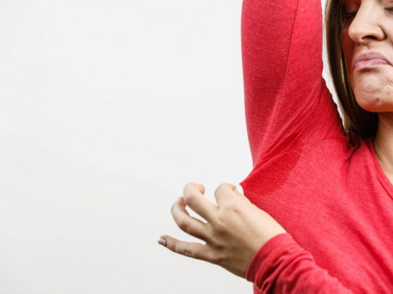 أسرار تخلّصك من رائحة العرق صورة رقم 1