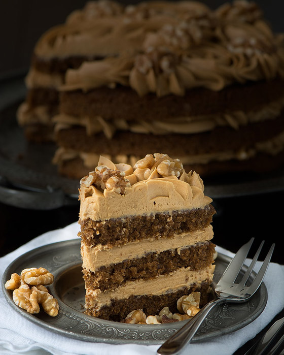 إلى عشاق الاسبريسو: إليكم طريقة تحضير كيك الموكا البارد بـ3 خطوات صورة رقم 6 إلى عشاق الاسبريسو: إليكم طريقة تحضير كيك الموكا البارد بـ3 خطوات صورة رقم 6