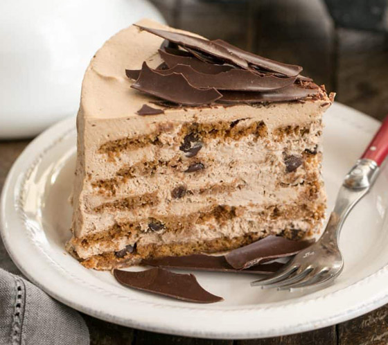 إلى عشاق الاسبريسو: إليكم طريقة تحضير كيك الموكا البارد بـ3 خطوات صورة رقم 11 إلى عشاق الاسبريسو: إليكم طريقة تحضير كيك الموكا البارد بـ3 خطوات صورة رقم 11