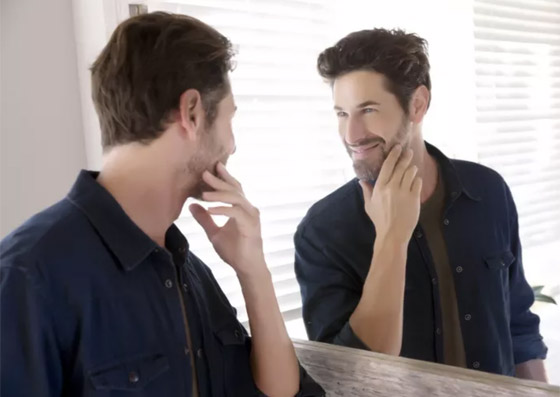 إنسان يعشق ذاته بشدة.. 6 علامات تحذرك أن شريكك شخص نرجسي! صورة رقم 5 إنسان يعشق ذاته بشدة.. 6 علامات تحذرك أن شريكك شخص نرجسي! صورة رقم 5